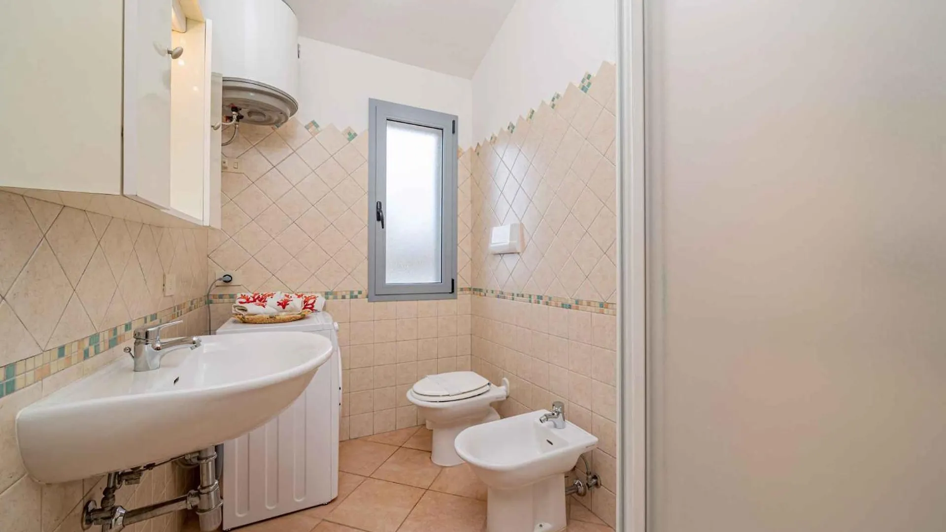 Holiday Home In Monte Petrosu 42787 Olaszország