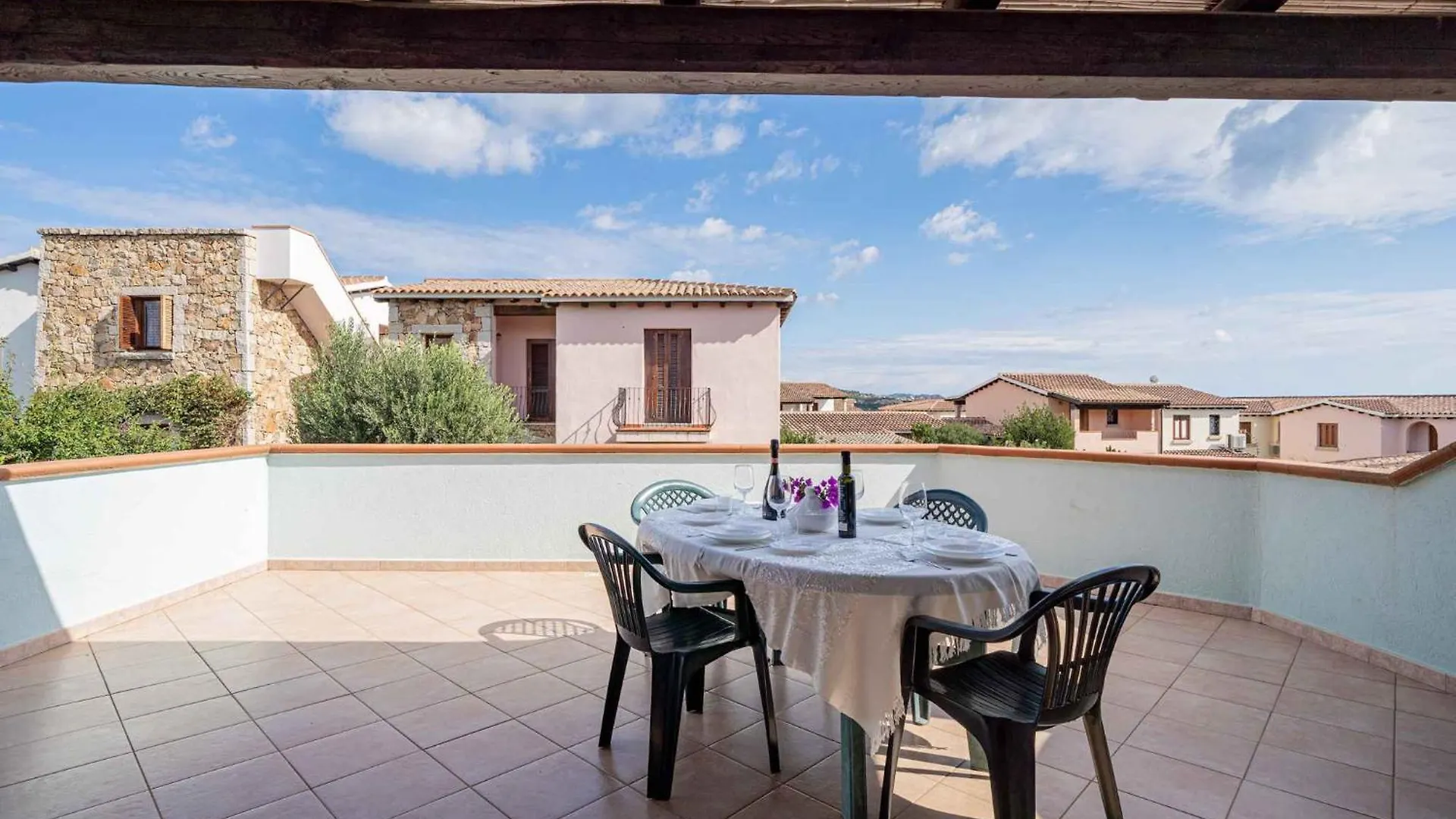 Holiday Home In Monte Petrosu 42787 Apartman